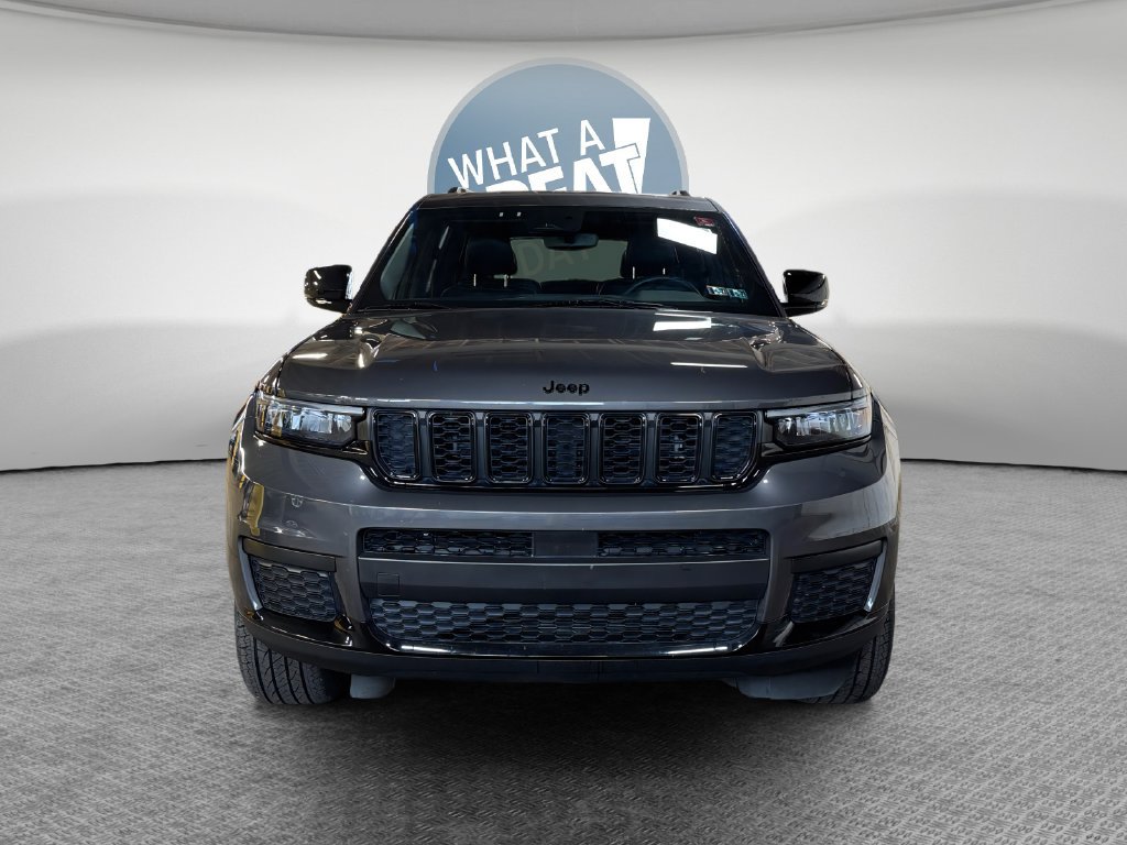 Used 2024 Jeep Grand Cherokee L Altitude AWD/4WD image 9