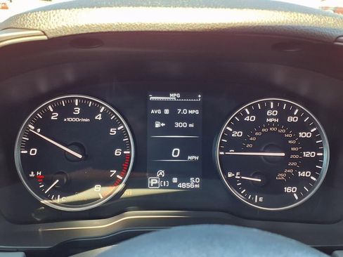 Used 2025 Subaru Crosstrek 2.0i Premium image 31