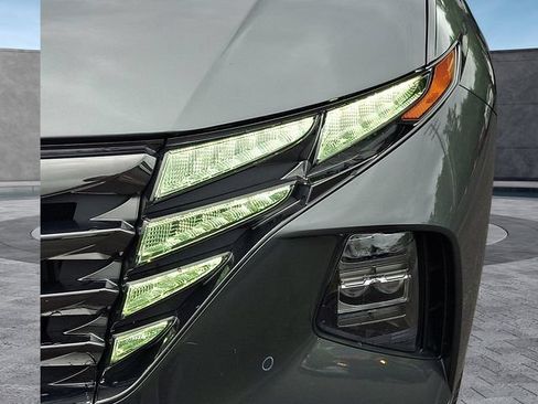 Certified 2024 Hyundai Tucson Limited AWD/4WD image 9