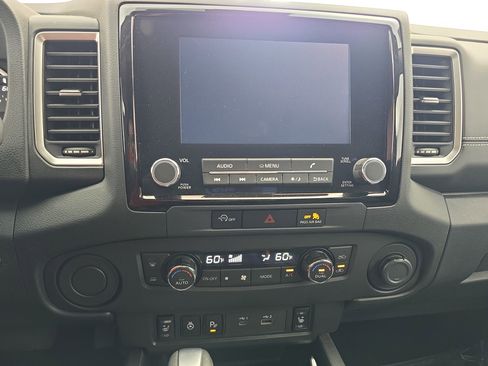 Certified 2023 Nissan Frontier SV w/ SV Convenience Package RWD image 19