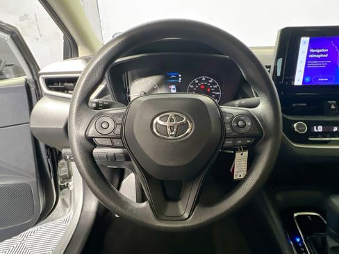 Used 2023 Toyota Corolla LE FWD image 17