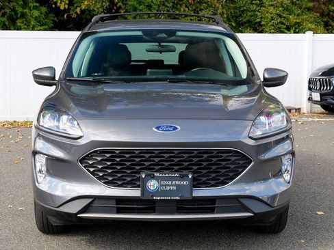 Used 2022 Ford Escape SEL w/ Technology Package image 2