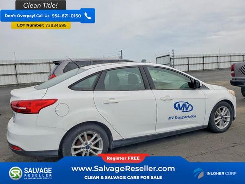 Used 2018 Ford Focus SE FWD image 4