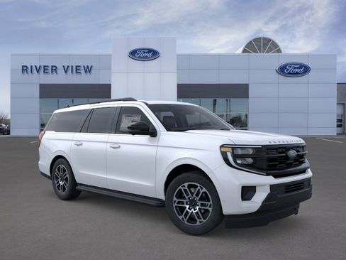 New 2025 Ford Expedition Max Active image 7