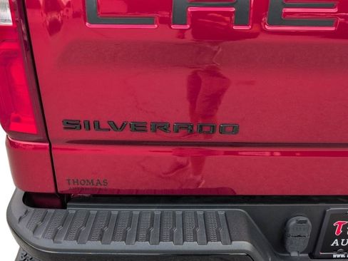 Used 2022 Chevrolet Silverado 1500 LT Trail Boss w/ Safety Package AWD/4WD image 7