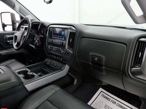 Used 2019 Chevrolet Silverado 2500 LTZ w/ Duramax Plus Package AWD/4WD image 17