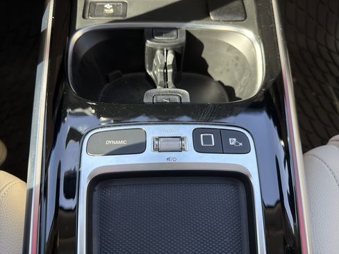 Certified 2025 Mercedes-Benz GLB 250 4MATIC image 29
