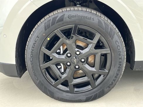 New 2026 Kia Carnival SX image 33