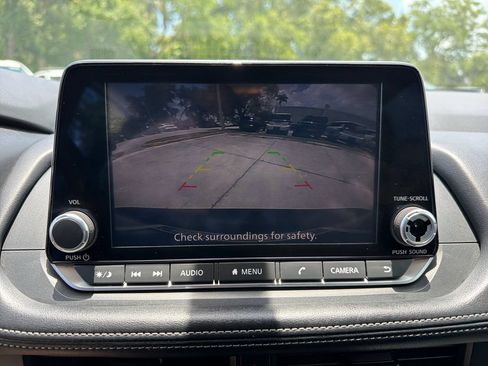 Certified 2024 Nissan Rogue S FWD image 25
