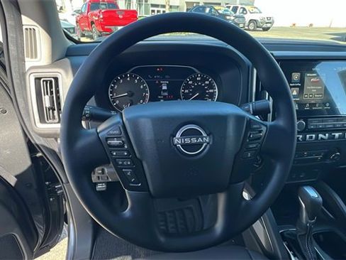 New 2025 Nissan Frontier SV w/ Tow Package image 28