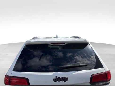Used 2021 Jeep Grand Cherokee Trailhawk AWD/4WD image 5