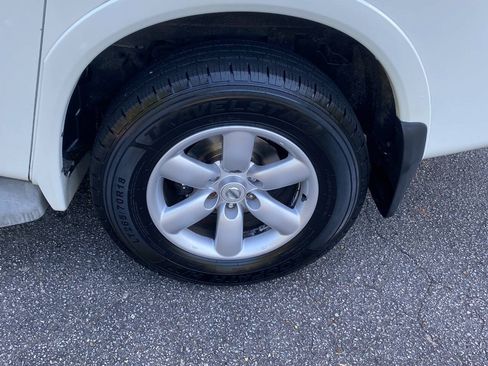 Used 2013 Nissan Armada SV AWD/4WD image 9
