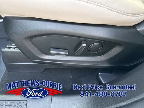 Certified 2022 Ford Explorer XLT w/ Equipment Group 202A RWD image 10