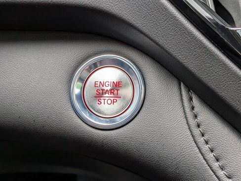 Used 2023 Acura RDX AWD image 16