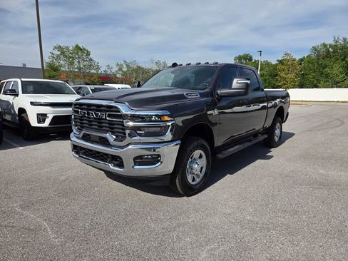 New 2026 RAM 2500 Tradesman AWD/4WD image 2