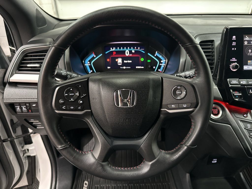 Used 2024 Honda Odyssey Sport image 14