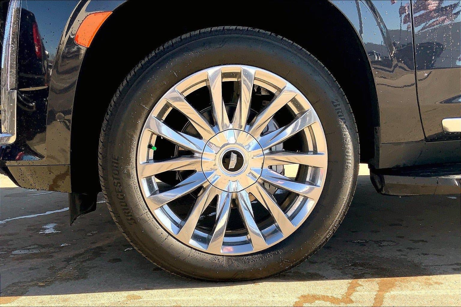 Used 2022 Cadillac Escalade Premium Luxury AWD/4WD image 7