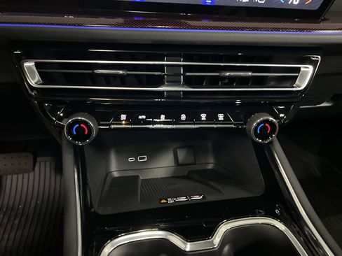 New 2026 Chevrolet Traverse RS w/ LPO, Floor Liner Package image 54