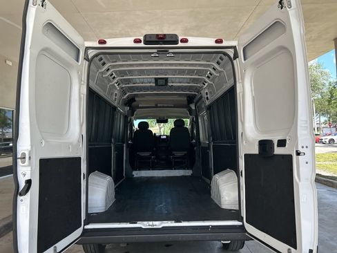 Used 2025 RAM ProMaster 2500 w/ Convenience Group FWD image 36