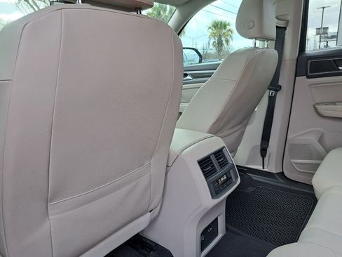 Used 2019 Volkswagen Atlas SEL image 22