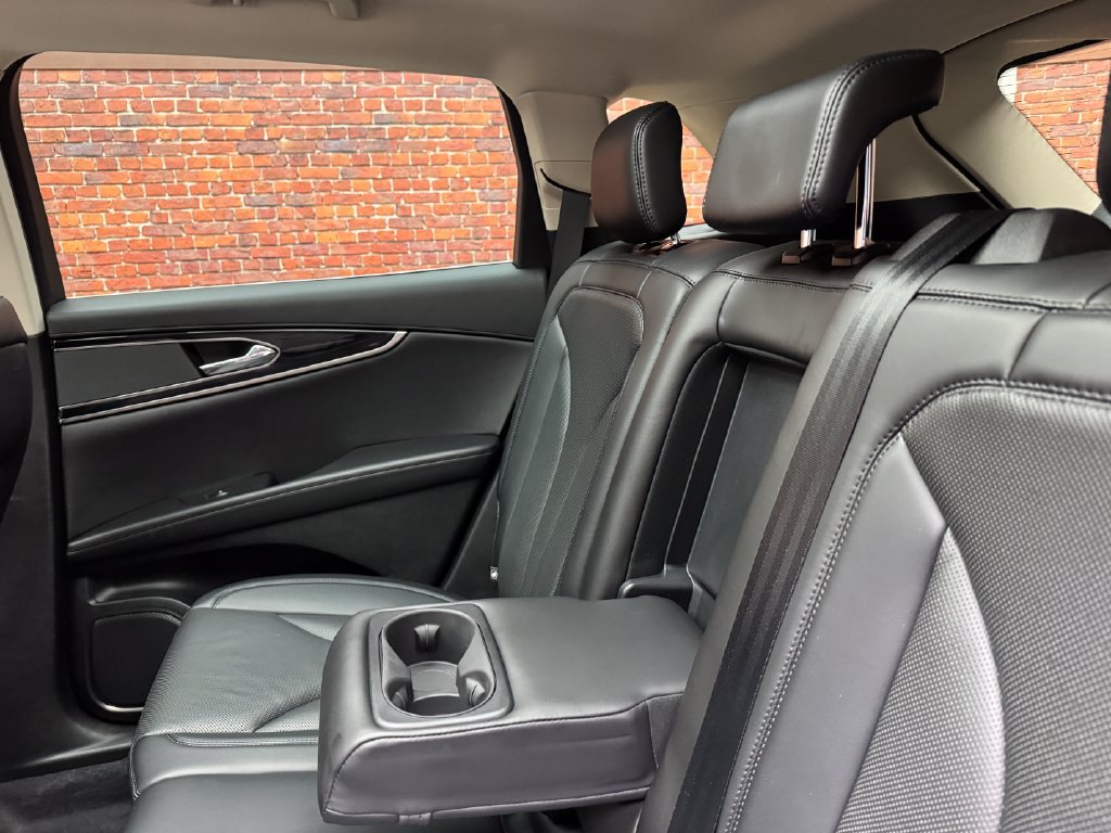 Used 2023 Lincoln Nautilus Reserve AWD/4WD image 13