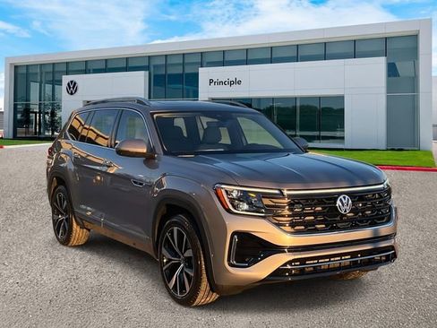 New 2026 Volkswagen Atlas SEL Premium R-Line AWD/4WD image 2