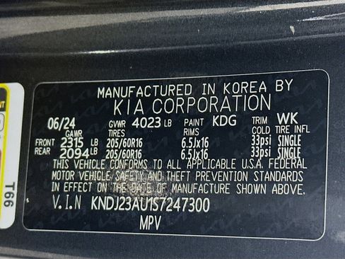 Used 2025 Kia Soul LX w/ LX Technology Package image 12