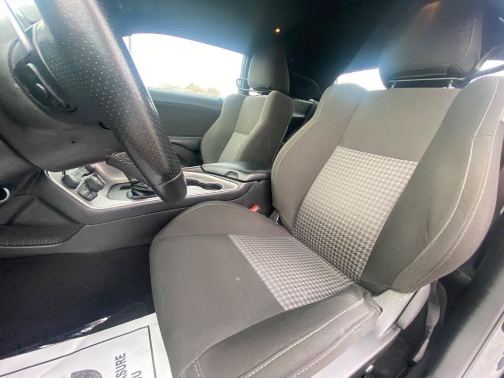 Used 2022 Dodge Challenger GT RWD image 12