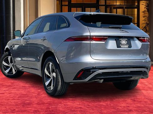 Used 2024 Jaguar F-PACE R-Dynamic S image 10