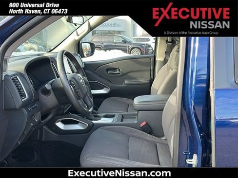 Certified 2023 Nissan Frontier SV w/ SV Convenience Package image 9