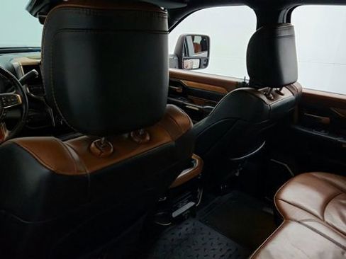 Used 2023 RAM 3500 Limited image 17