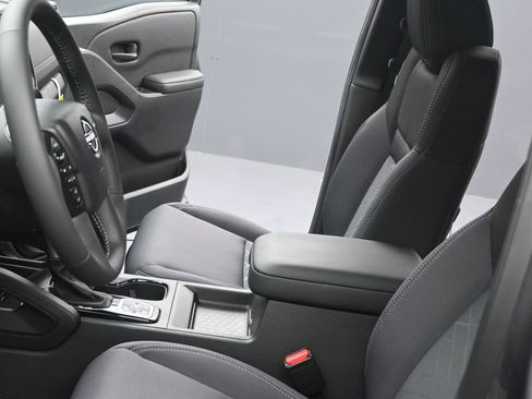 New 2026 Nissan Frontier SV AWD/4WD image 16