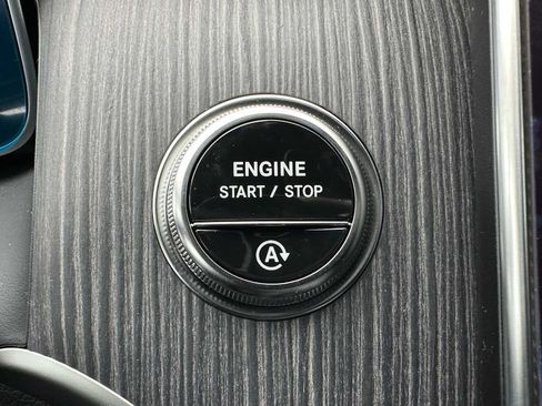 New 2026 Mercedes-Benz GLC 300 4MATIC image 34