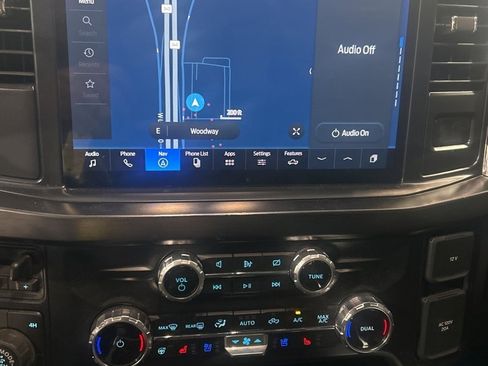 Used 2024 Ford F250 Lariat w/ Tremor Off-Road Package image 10