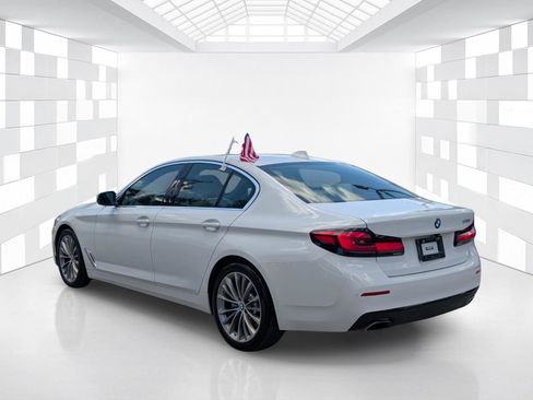 Used 2023 BMW 530i w/ Premium Package RWD image 5