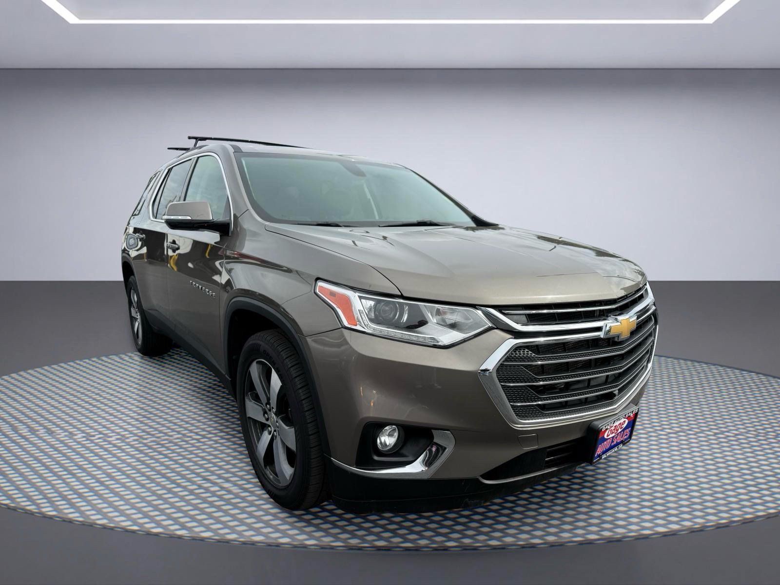 Used 2020 Chevrolet Traverse LT w/ LT Premium Package AWD/4WD image 12