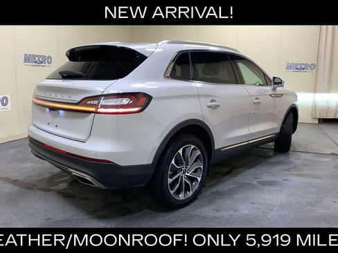 Used 2023 Lincoln Nautilus Reserve w/ Luxury Package AWD/4WD image 3