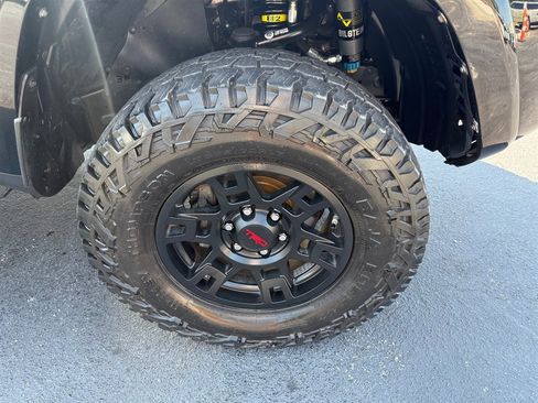 Used 2018 Toyota 4Runner TRD Pro AWD/4WD image 8