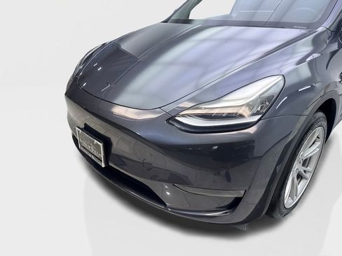 Used 2020 Tesla Model Y Long Range AWD/4WD image 16