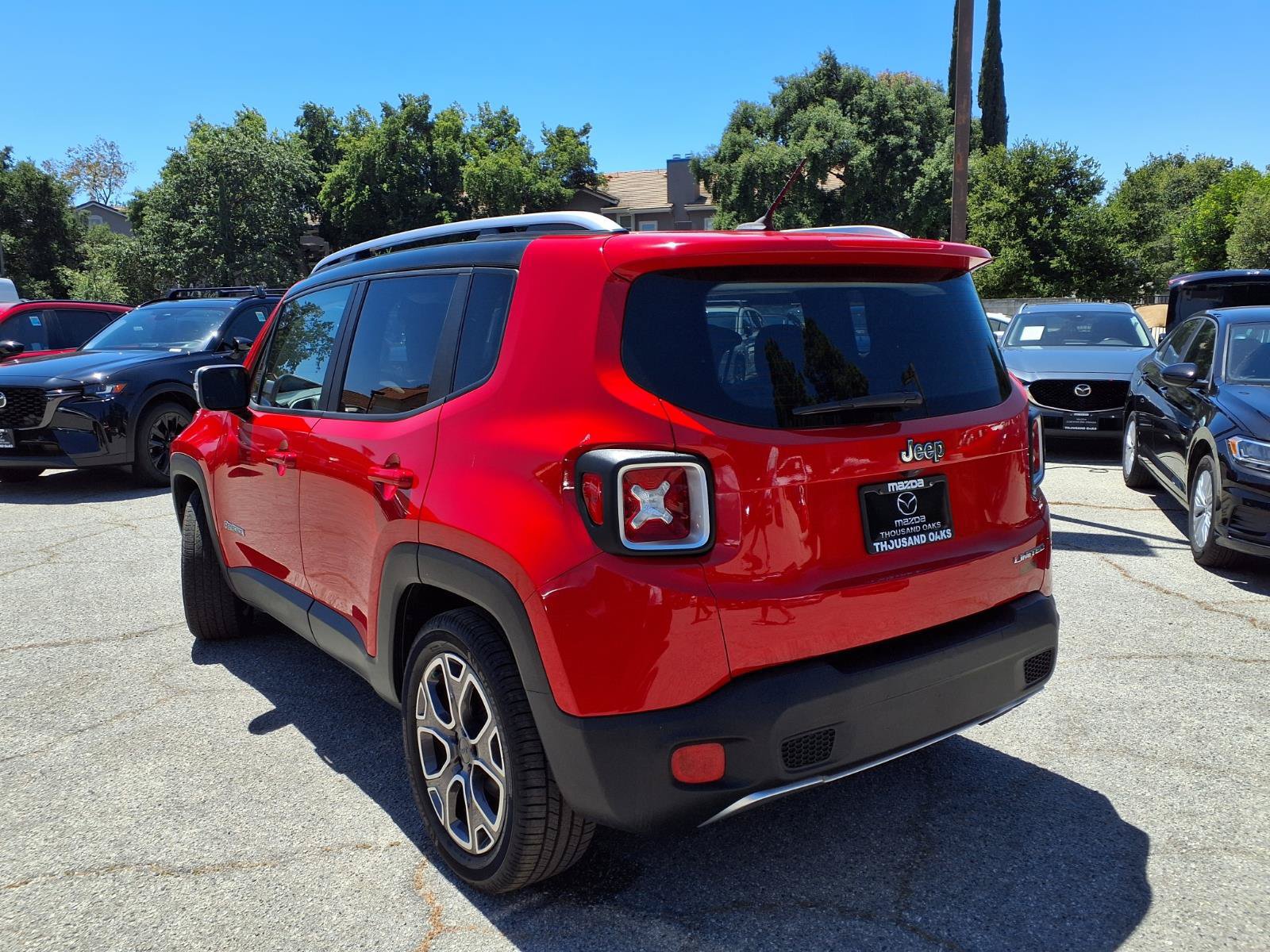 Used 2017 Jeep Renegade Limited FWD image 5