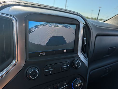 Used 2021 Chevrolet Silverado 1500 LT Trail Boss w/ Bed Protection Package AWD/4WD image 28