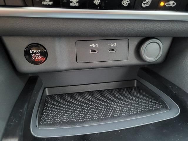 Used 2026 Nissan Rogue SV FWD image 20