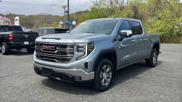 Used 2026 GMC Sierra 1500 SLT AWD/4WD image 3