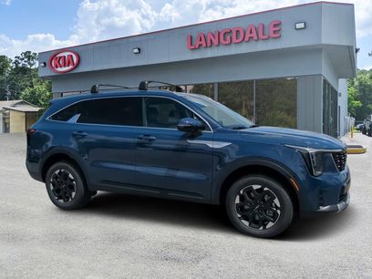 New 2025 Kia Sorento S