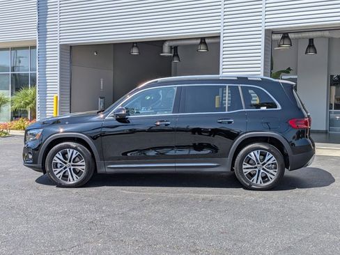 Used 2026 Mercedes-Benz GLB 250 image 9
