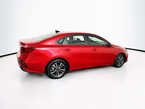 Used 2024 Kia Forte LXS image 10