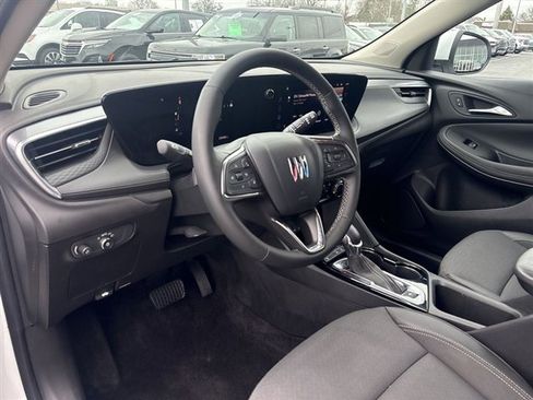 Certified 2024 Buick Encore GX Preferred w/ Comfort Package FWD image 10