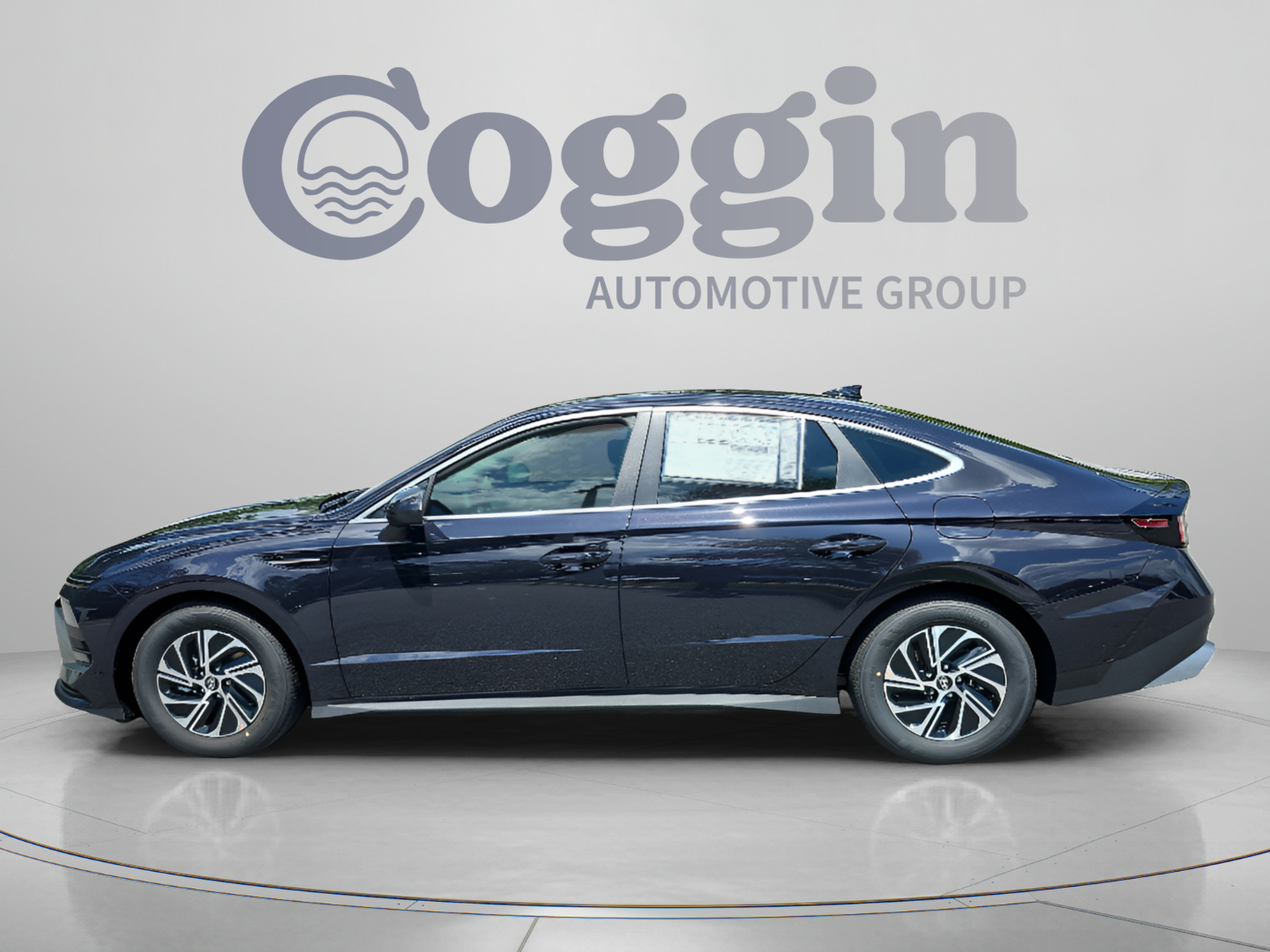 New 2026 Hyundai Sonata Blue FWD image 2