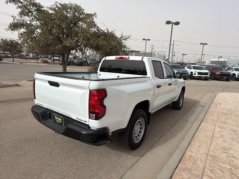 Used 2024 Chevrolet Colorado W/T image 4