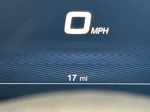 New 2025 Alfa Romeo Giulia w/ Driving Assist Package image 40